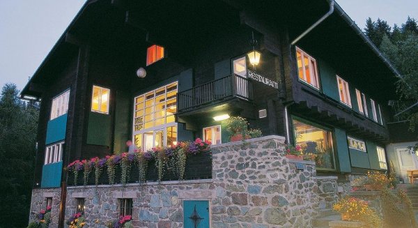 traxxx-loos-aufmacher